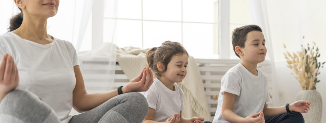 7 Must-Do Gurukul Practices in a Kids Yoga Class 7 Must-Do Gurukul Practices in a Kids Yoga Class